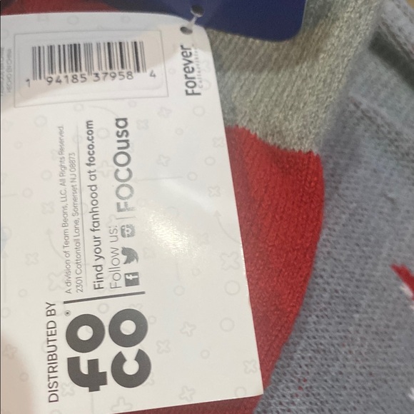 Houston Rockets Red and Gray Scarf and gloves - Picture 7 of 9